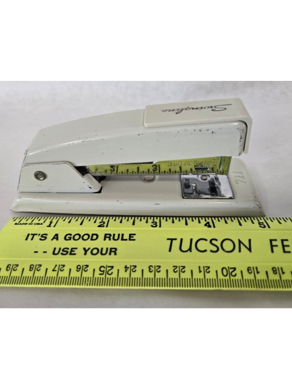 Vintage Swingline 5in Desktop Stapler Office Supplies Work Station Copies